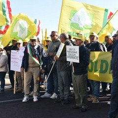 Protesta agricoltori con i trattori Coldiretti Puglia
