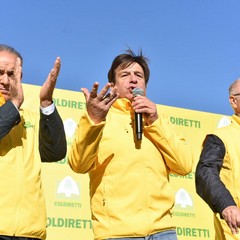 Protesta agricoltori con i trattori Coldiretti Puglia