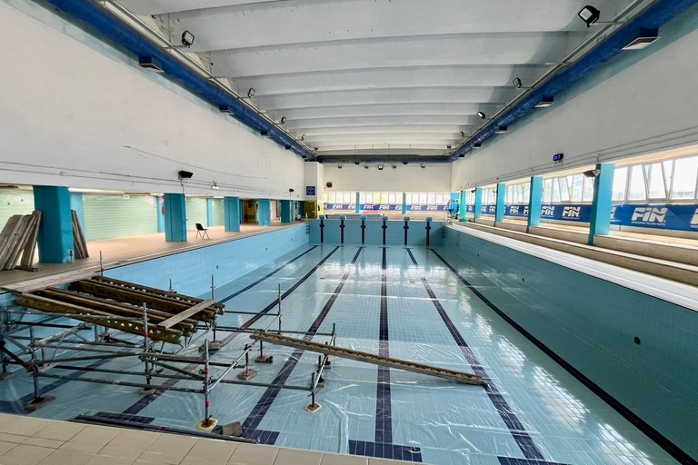 Lavori allo Stadio del Nuoto di Bari