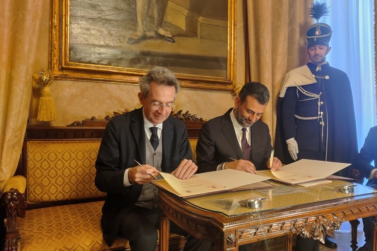 Napoli Bari siglato protocollo su mobilita turismo e cultura per lo sviluppo del Sud