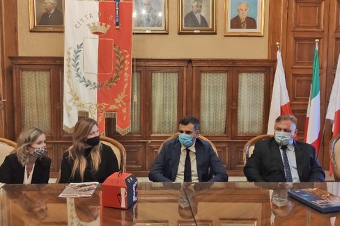 la sigla dell'accordo