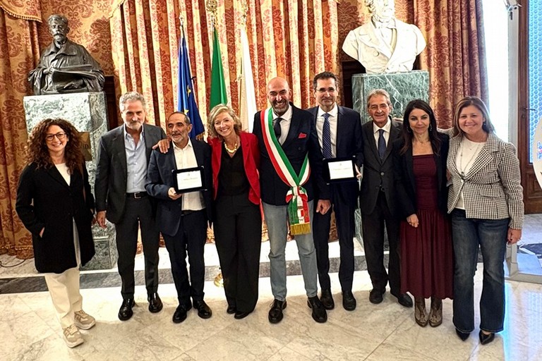 Riconoscimento ai rettori uscenti Stefano Bronzini e Francesco Cupertino