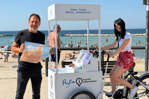 Infopoint mobile con cargo bike