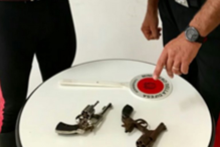 Pistole sequestrate al libertà Pistole sequestrate al libertà