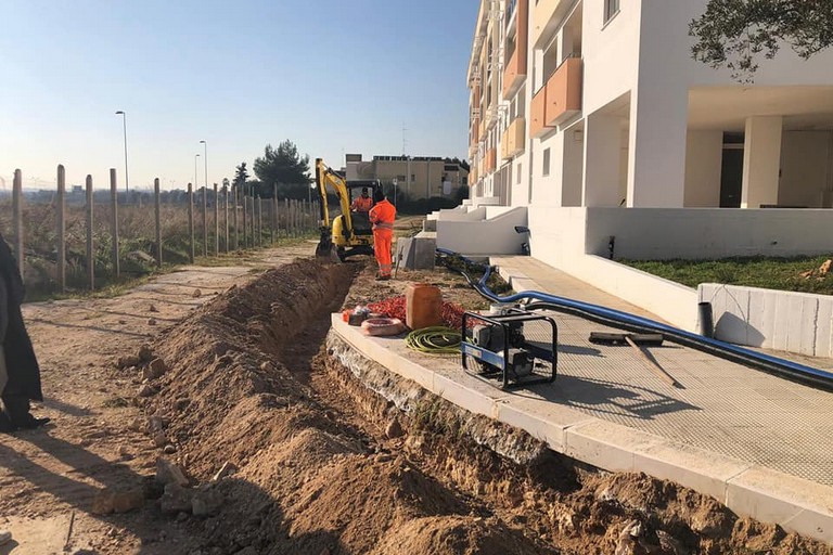 ultimazione lavori viabilit nei pressi degli alloggi Arca Puglia a SantAnna