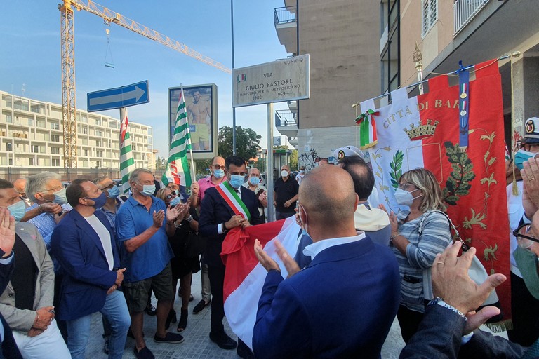 nel pomeriggio intitolazione di una traversa di via Fanelli a Giulio Pastore