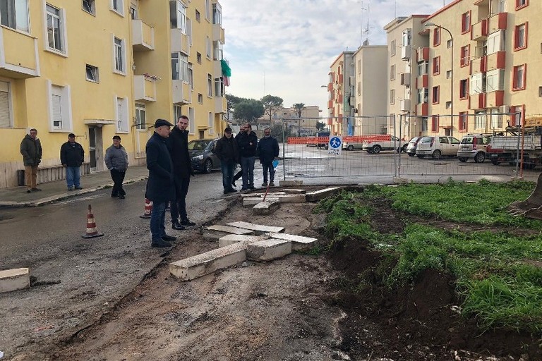 open fiber a San Girolamo e Fesca in corso lavori ripristino manto strade