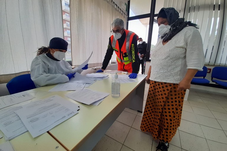 giornata straordinaria di vaccinazioni presso il centro famiglie di Japigia