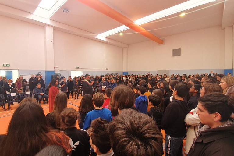 questa mattina linaugurazione della nuova palestra della scuola Rita Levi Montalcini a Torre a Mare