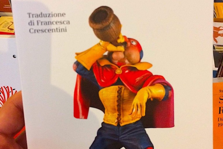 Uno dei libri rubati Uno dei libri rubati