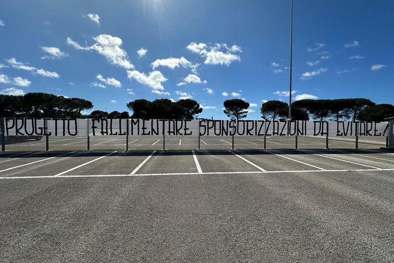Striscione Curva Nord