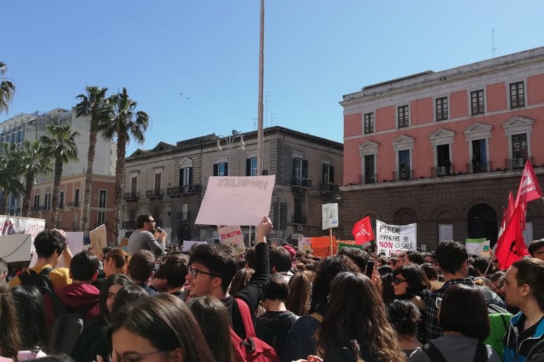fridays for future bari