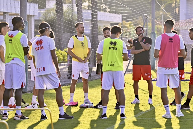 Il Bari partito per Roccaraso. Inizia il ritiro estivo