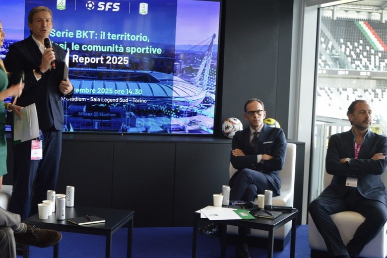 De Laurentiis in Lega B. <span>Foto Lega B</span>