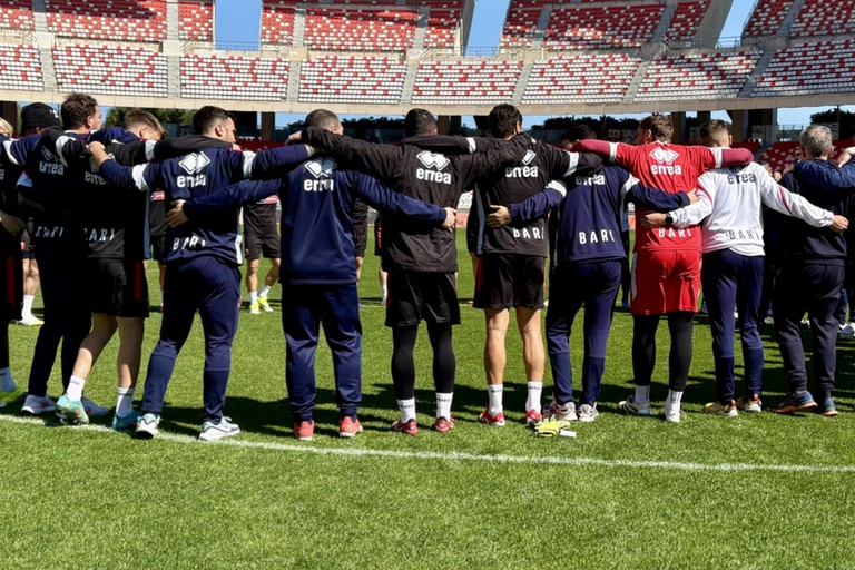 Monza-Bari, Moreno Longo convoca 24 calciatori