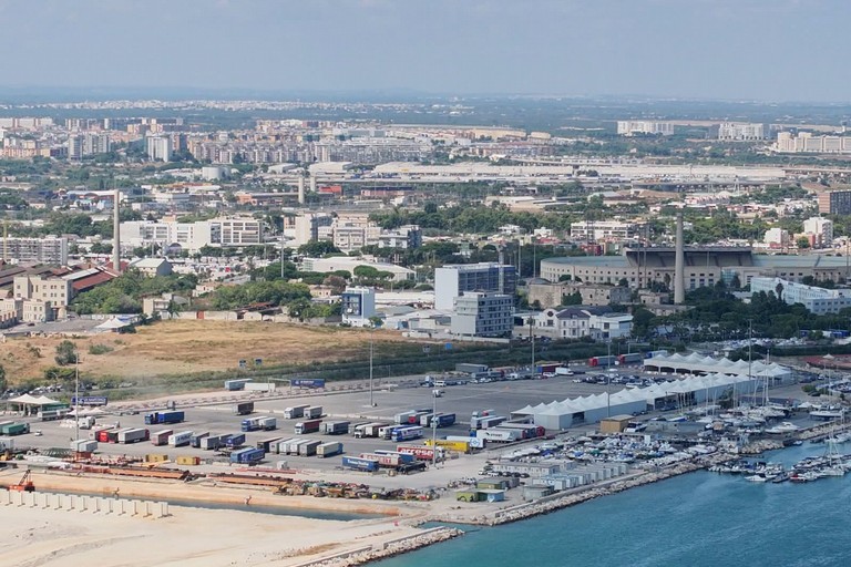 Jova Beach Party, l'Autorità Portuale mette a disposizione l'ansa di Marisabella
