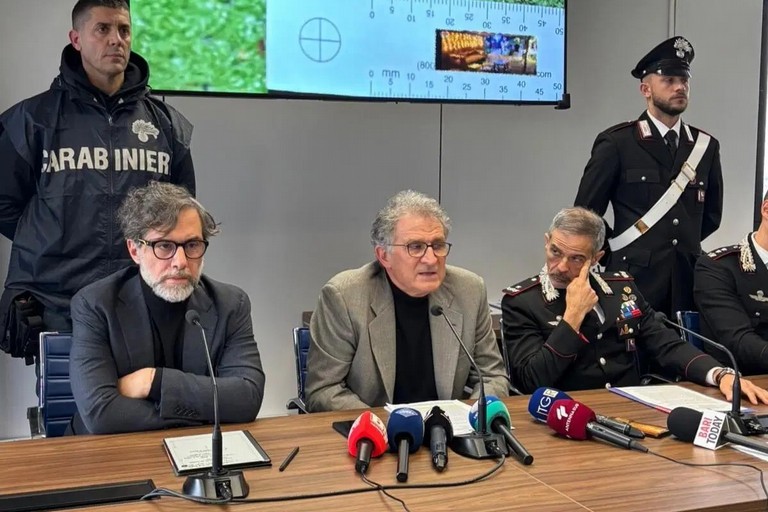 La conferenza stampa a Bari