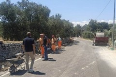 Realizzazione marciapiedi via Crispi a Loseto: il sopralluogo dell’assessore Scaramuzzi