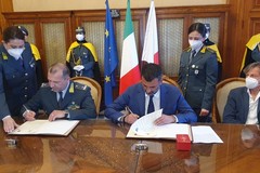 Tutela dei fondi Pnrr, siglato l'accordo tra Guardia di finanza e Città metropolitana di Bari