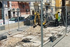 Al via i lavori di riqualificazione dell'area ludica in piazza Trieste a Carbonara