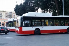 Pnrr, il Comune di Bari acquista 36 nuovi bus elettrici