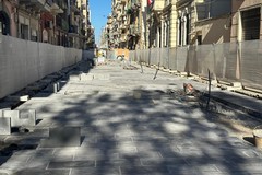 Riqualificazione via Manzoni: al via la posa del basolato sul secondo isolato, completato il primo