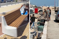 Santo Spirito, al via l’installazione delle nuove panchine sul waterfront. Il sopralluogo di Leccese