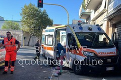 Impatto tra ambulanza e SUV: 5 feriti a Bari