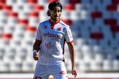 SSC Bari, per Nikolaou lesione adduttore lungo della coscia destra