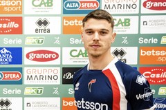 Federico Artioli è un nuovo centrocampista del Bari