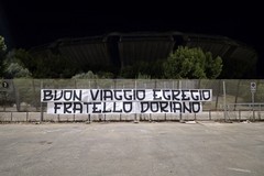 Gli ultras del Bari per la morte di Fabio Pasinetti