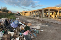 Intervento straordinario nel deposito AMIU in via della Felicità a Bari