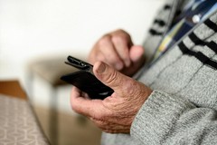 Al via "Nonni digital", progetto per la sicurezza informatica di 200 persone anziane
