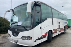 Porto di Bari, scoperto un autobus senza autorizzazione. Multa da 3mila euro