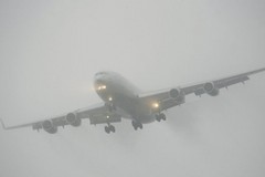 Bari avvolta dalla nebbia, disagi per i voli da e per Palese