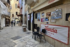 Bari Vecchia, serrata delle orecchiette. Protesta dopo le sanzioni