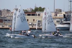 Squadra 1 del Circolo della Vela Bari chiude al 4° posto il Campionato Italiano Optimist 2025