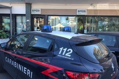 Tentano l'assalto alla Bper di Poggiofranco, ma scatta il sistema nebbiogeno