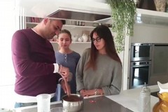 Il San Nicola dei baresi a casa Decaro, il sindaco dà la ricetta della cioccolata calda