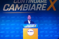 Di Maio a Bari tira la volata ai candidati pentastellati
