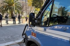 Rissa in centro a Bari, armati di bottiglie e mazze: nove stranieri denunciati