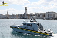 Fiamme Gialle in azione per la sicurezza dei bagnanti a Bari