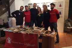 Gianrico Carofiglio per Save the Children: «Che piacere donare i miei libri per beneficenza»