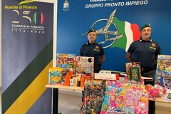 Sequestrati a Bari giocattoli non conformi e cosmetici tossici