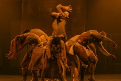Al Teatro "Piccinni" di Bari prosegue il Festival dedicato alla danza contemporanea