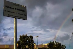 Un arcobaleno accoglie la targa per Palmina Martinelli ad Adelfia