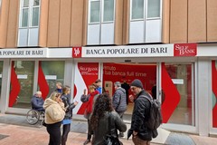 Banca Popolare, volantinaggio a Bari: "Molti soci ignari delle opportunità in tribunale"