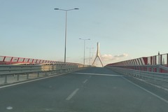 Ciclista investito sul ponte Adriatico, trasportato al Policlinico di Bari