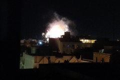 Italia in finale, a Bari si festeggia coi fuochi d'artificio