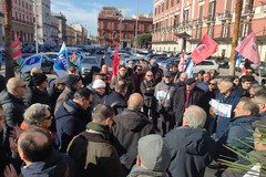 Lavoratori Baritech e sindacati in piazza: «Non sia una nuova Om»